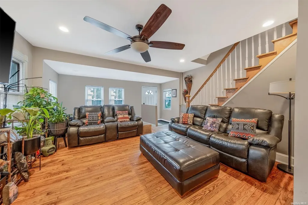 1653 Castleton Avenue Staten Island NY 10302