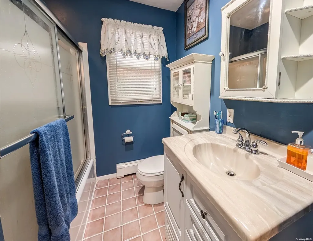 124 Jaycox Avenue Islip NY 11751
