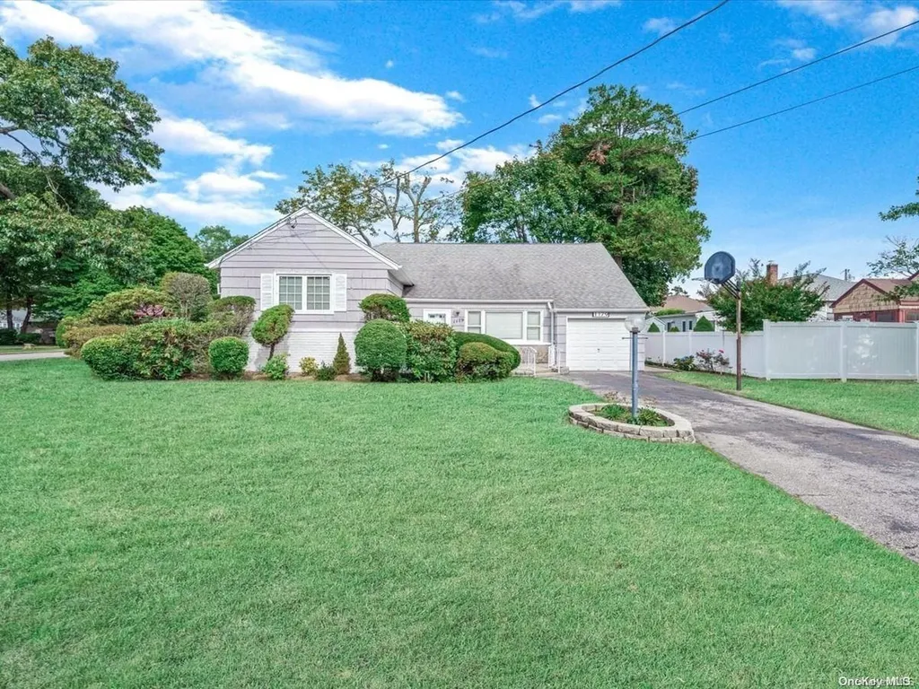 1179 Old Britton Road North Bellmore NY 11710