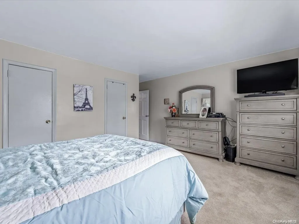 1179 Old Britton Road North Bellmore NY 11710