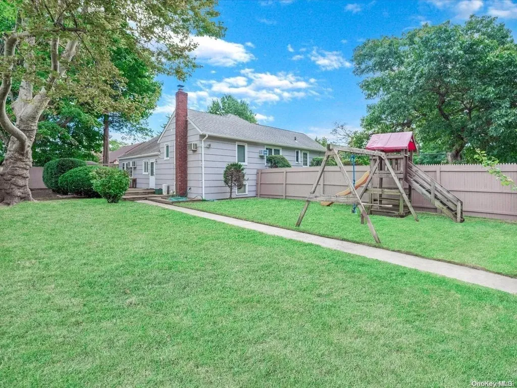 1179 Old Britton Road North Bellmore NY 11710