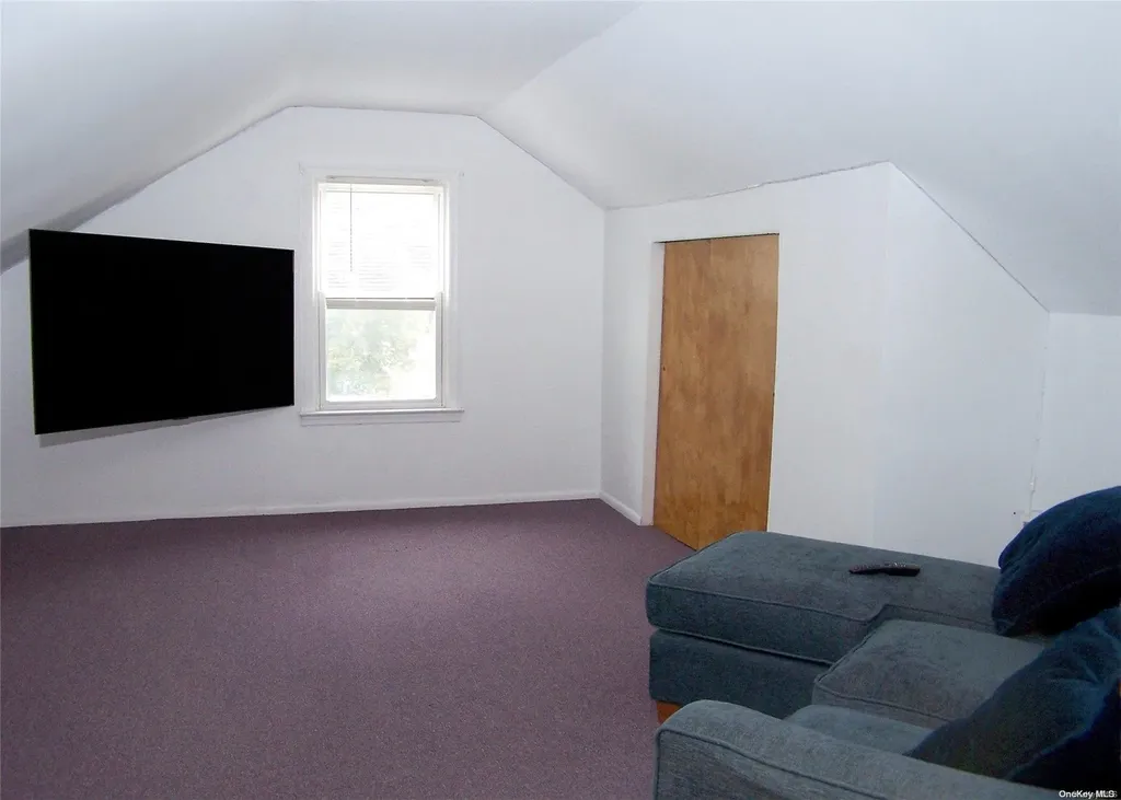 72 Magnolia Drive Selden NY 11784