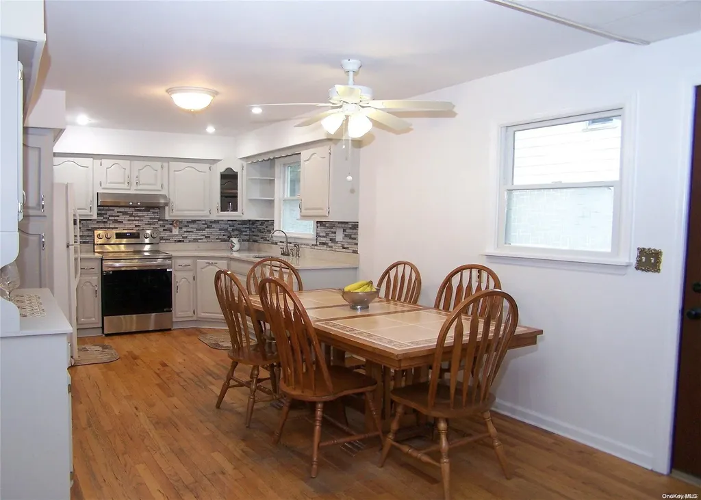 72 Magnolia Drive Selden NY 11784
