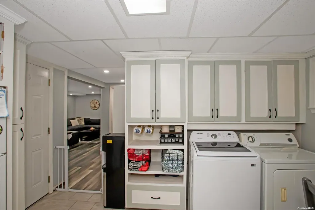 319 Asharoken Boulevard Bay Shore NY 11706