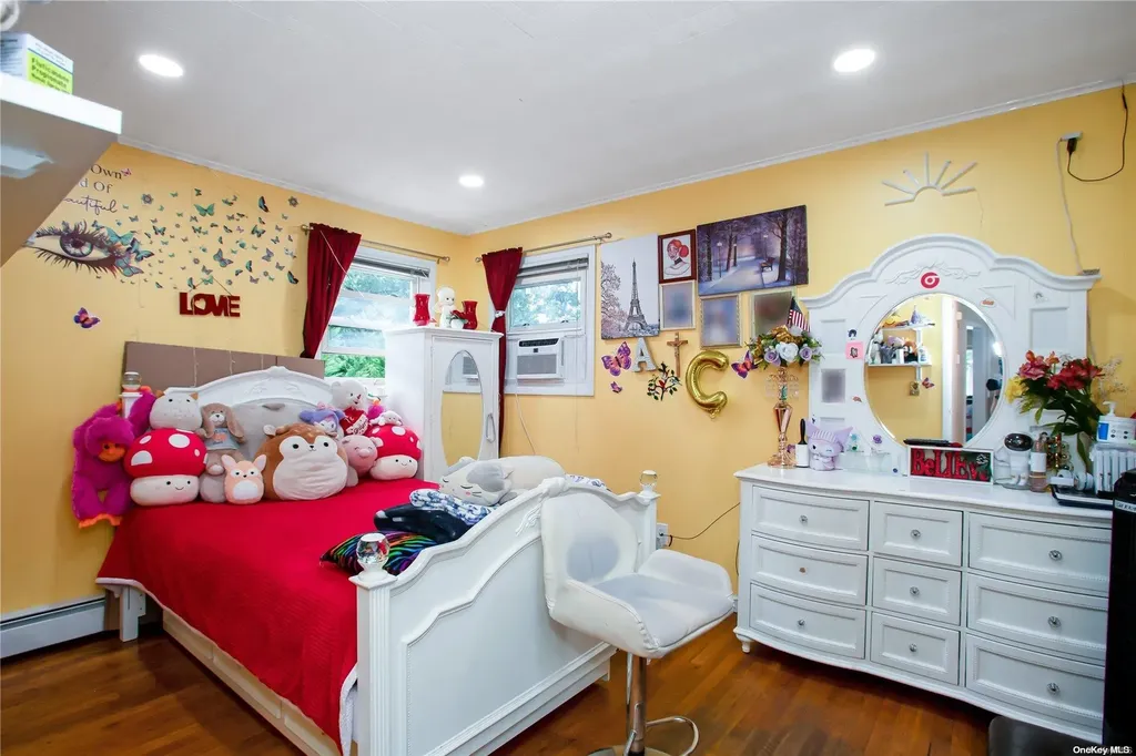 319 Asharoken Boulevard Bay Shore NY 11706