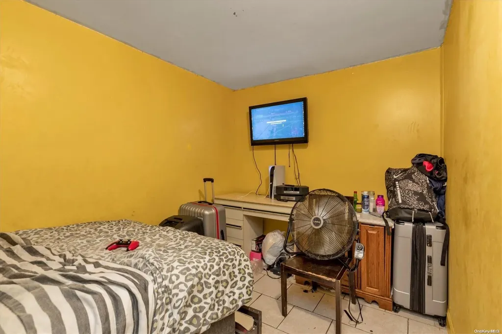 171 Euclid Avenue Brooklyn NY 11208
