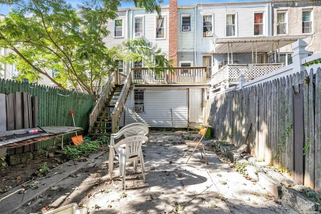 171 Euclid Avenue Brooklyn NY 11208