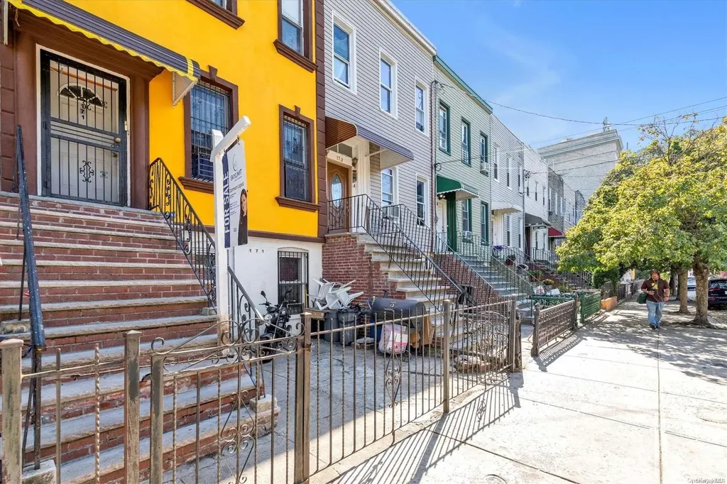 171 Euclid Avenue Brooklyn NY 11208