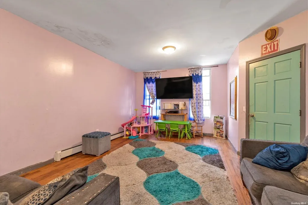 171 Euclid Avenue Brooklyn NY 11208