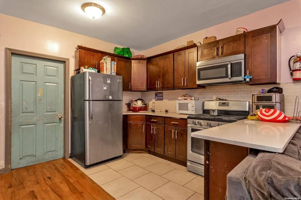 171 Euclid Avenue Brooklyn NY 11208