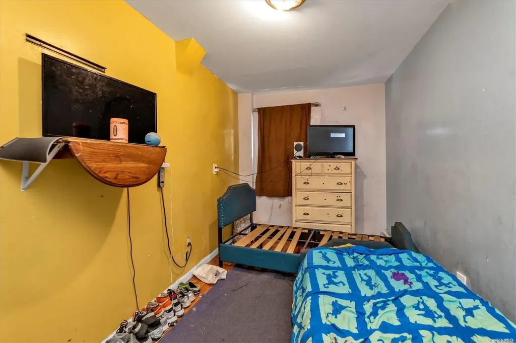 171 Euclid Avenue Brooklyn NY 11208