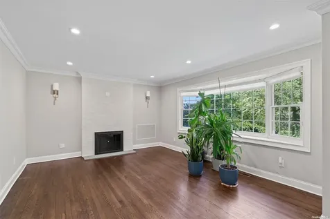 26 Valley Drive Huntington Bay NY 11743