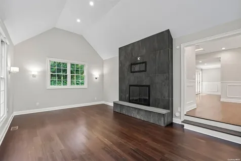 26 Valley Drive Huntington Bay NY 11743