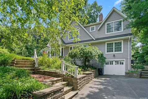 26 Valley Drive Huntington Bay NY 11743
