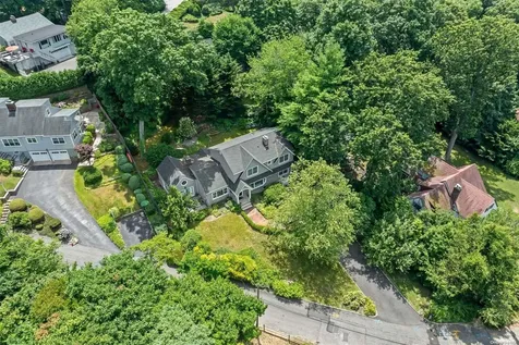 26 Valley Drive Huntington Bay NY 11743