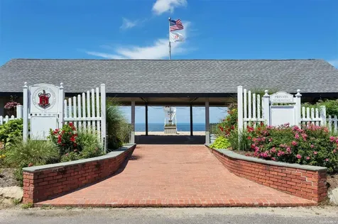 26 Valley Drive Huntington Bay NY 11743
