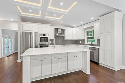 26 Valley Drive Huntington Bay NY 11743