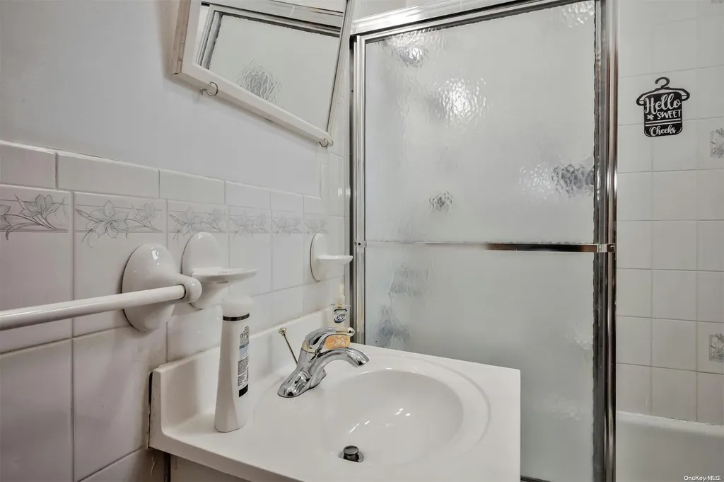 98 Miller Avenue Brooklyn NY 11207