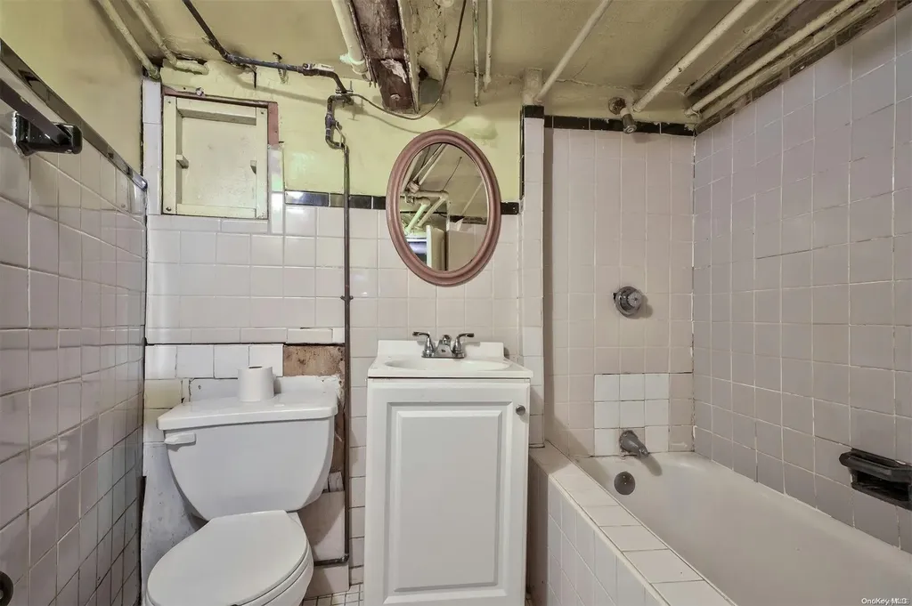 98 Miller Avenue Brooklyn NY 11207
