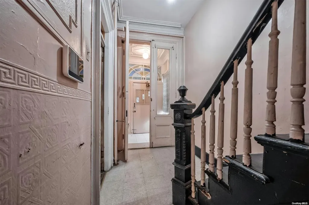 98 Miller Avenue Brooklyn NY 11207