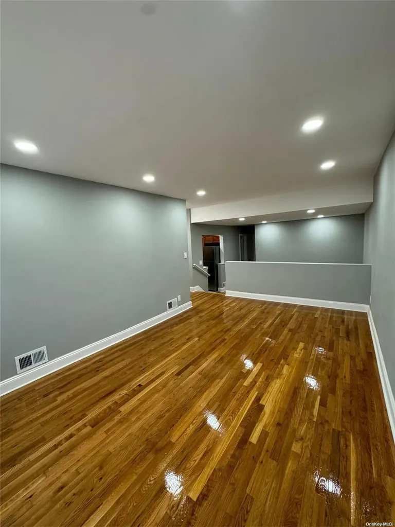 1505 Research Avenue Bronx NY 10465
