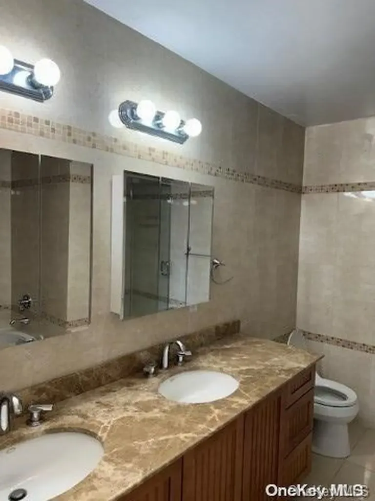 125 E Broadway Long Beach NY 11561