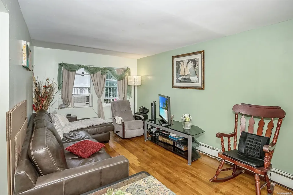 146 Weldon Street Brooklyn NY 11208