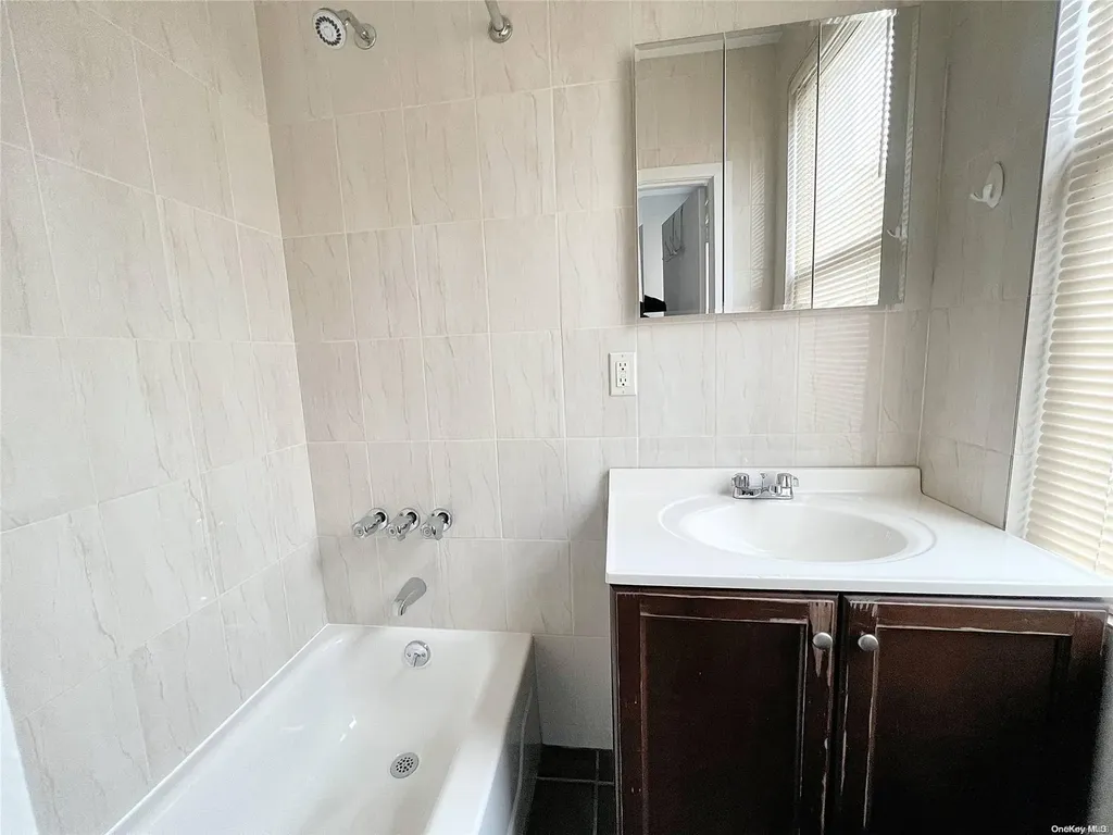 127 N 4th Street Brooklyn NY 11249