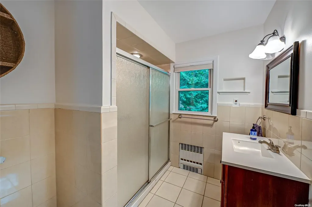 36 Bridle Path Saint James NY 11780