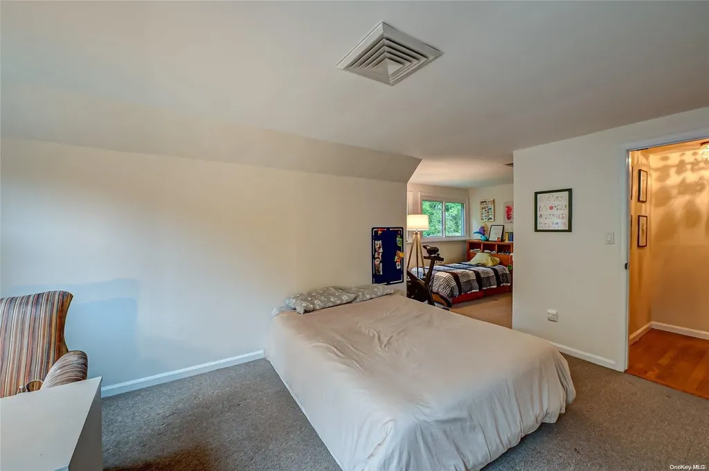 36 Bridle Path Saint James NY 11780
