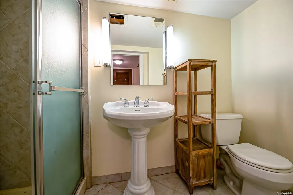 36 Bridle Path Saint James NY 11780