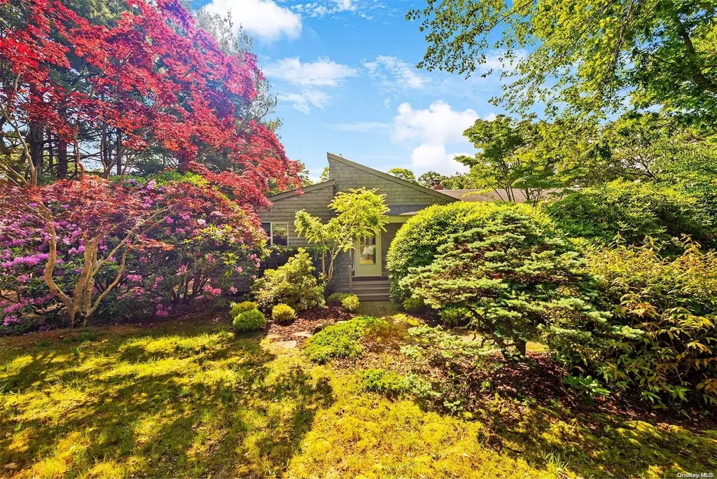 12 Rivers Road East Hampton NY 11937