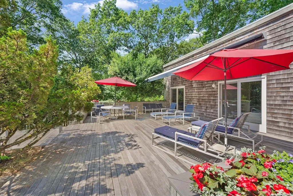 12 Rivers Road East Hampton NY 11937