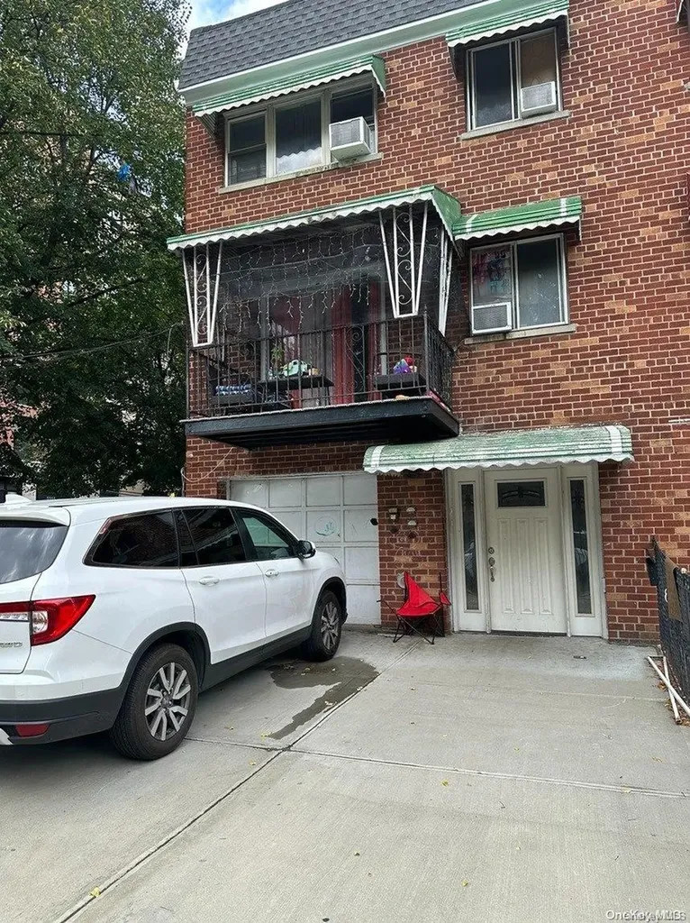 1761 Watson Avenue Bronx NY 10472