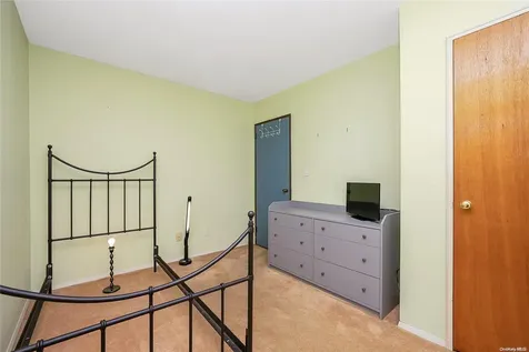 3 Angelica Street Deer Park NY 11729