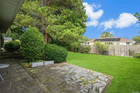 3 Angelica Street Deer Park NY 11729
