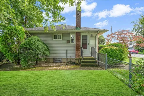 3 Angelica Street Deer Park NY 11729