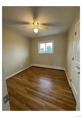 357 Idaho Street Lindenhurst NY 11757