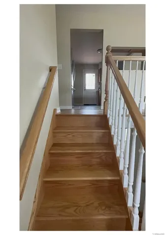 357 Idaho Street Lindenhurst NY 11757