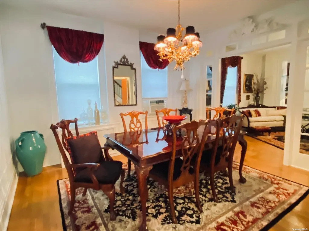 2112 Continental Avenue Bronx NY 10461