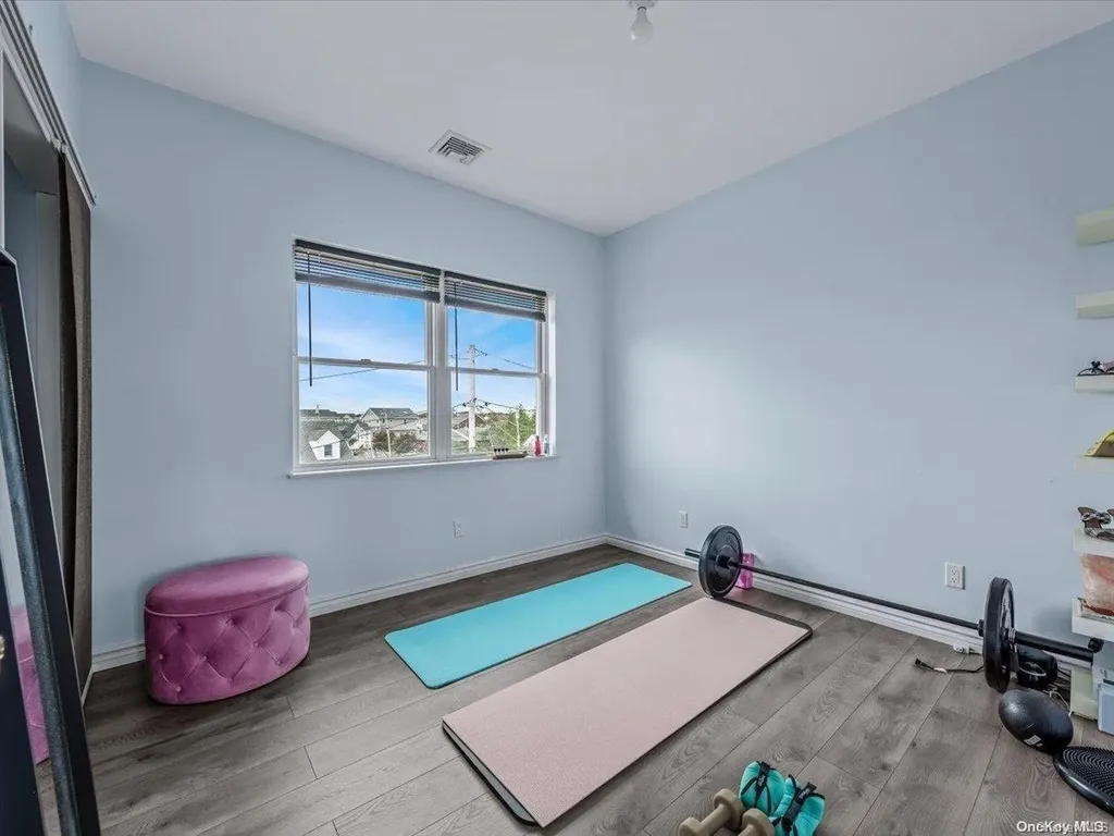 125 S Bay Drive Babylon NY 11702