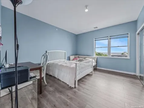 125 S Bay Drive Babylon NY 11702