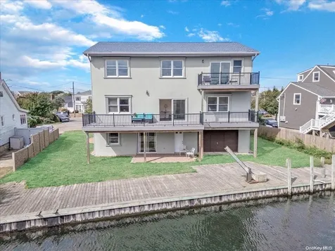 125 S Bay Drive Babylon NY 11702