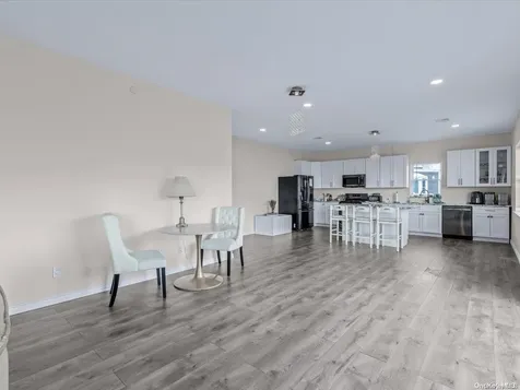 125 S Bay Drive Babylon NY 11702