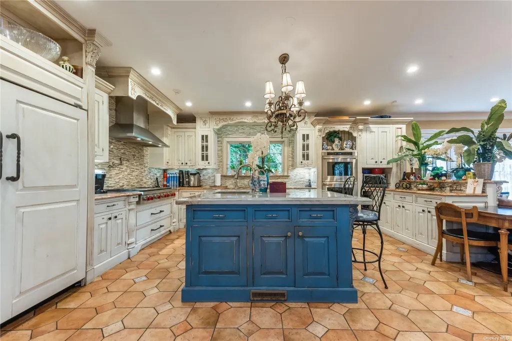 106 Willow Road Woodsburgh NY 11598