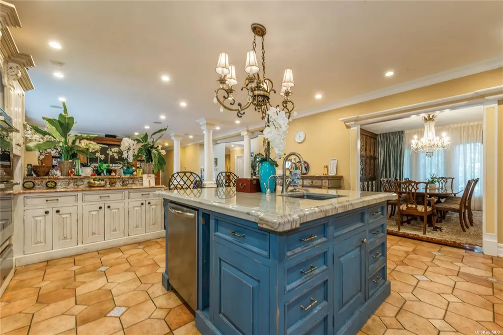 106 Willow Road Woodsburgh NY 11598