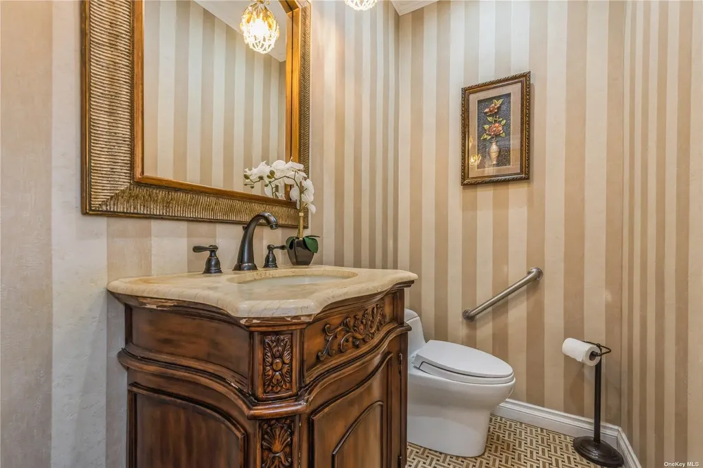 106 Willow Road Woodsburgh NY 11598