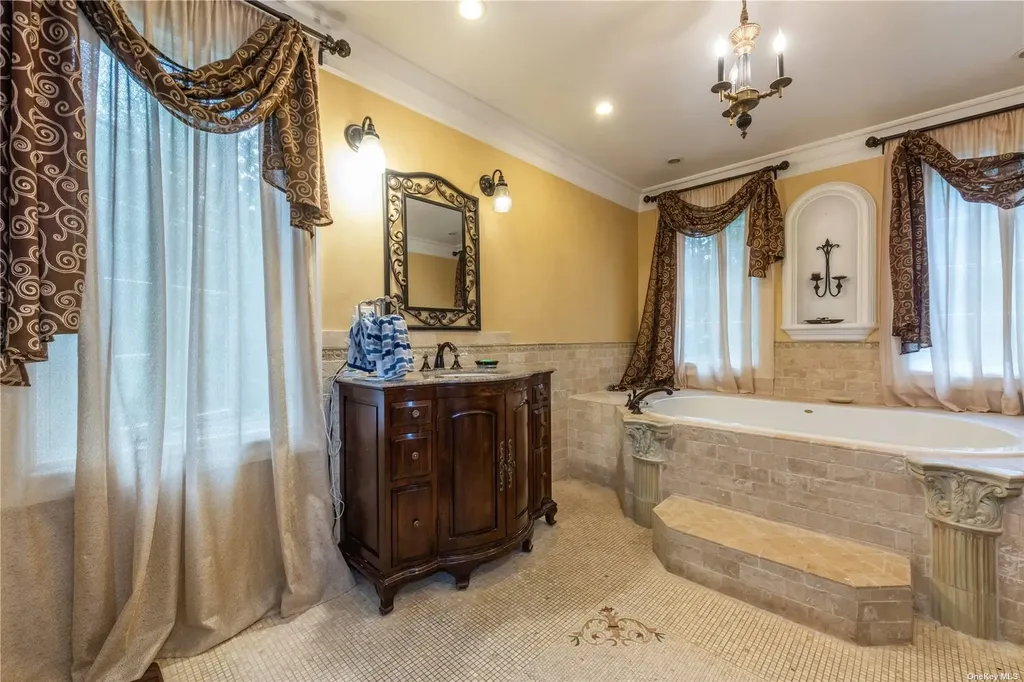 106 Willow Road Woodsburgh NY 11598