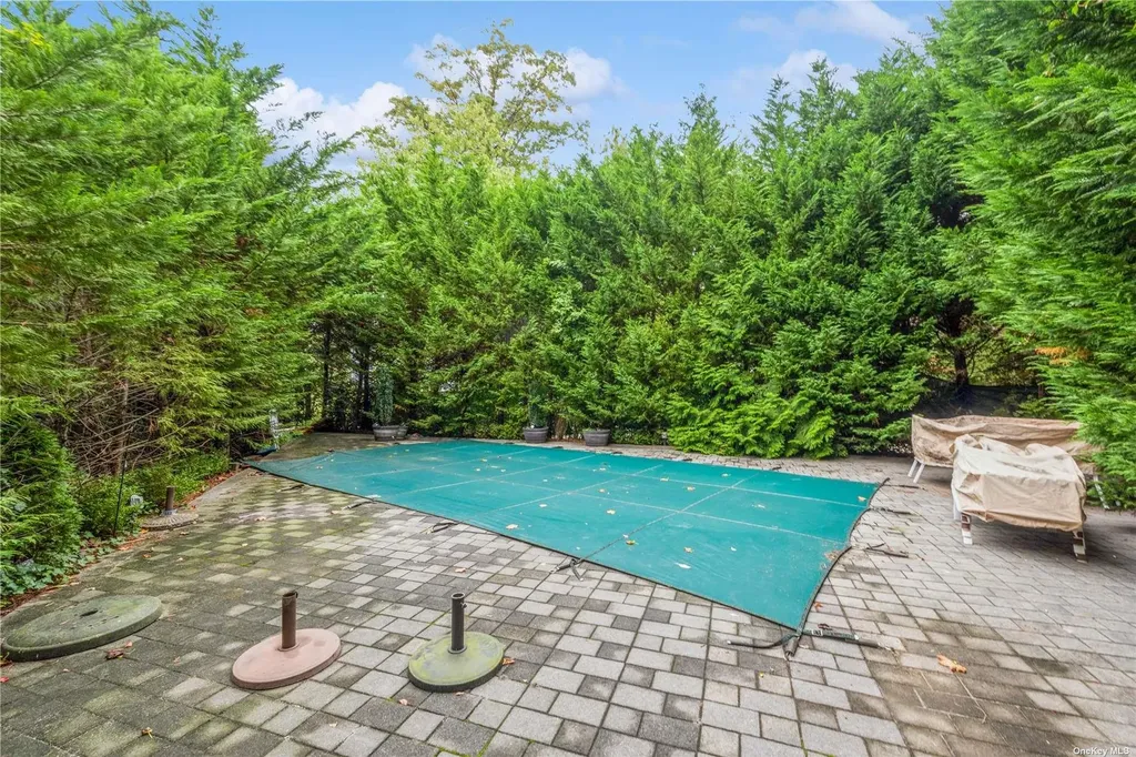 106 Willow Road Woodsburgh NY 11598