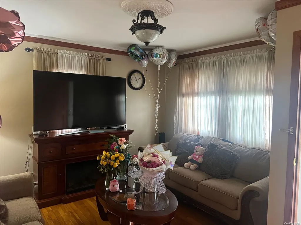 2 Twig Avenue Central Islip NY 11722